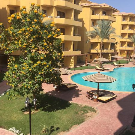 Pool View Apartment At British Resort - Unit 02 フルガダ エクステリア 写真