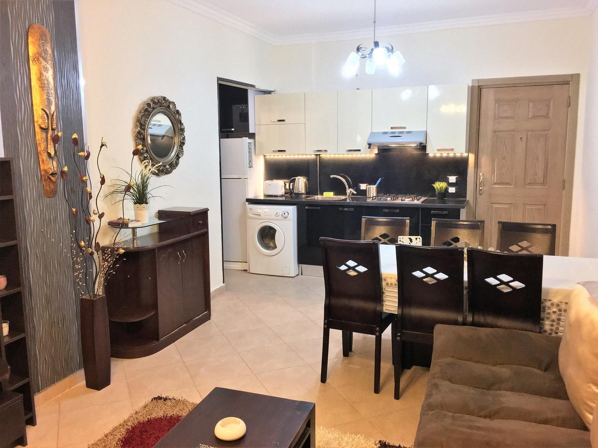 Pool View Apartment At British Resort - Unit 02 フルガダ エクステリア 写真