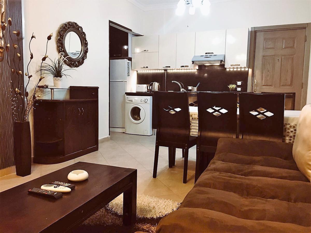 Pool View Apartment At British Resort - Unit 02 フルガダ エクステリア 写真